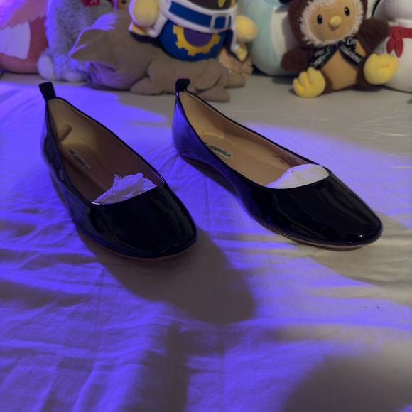 Karl Lagerfeld - Black Leather Patent Ballet Flats - Size 11 - Picture 2 of 6